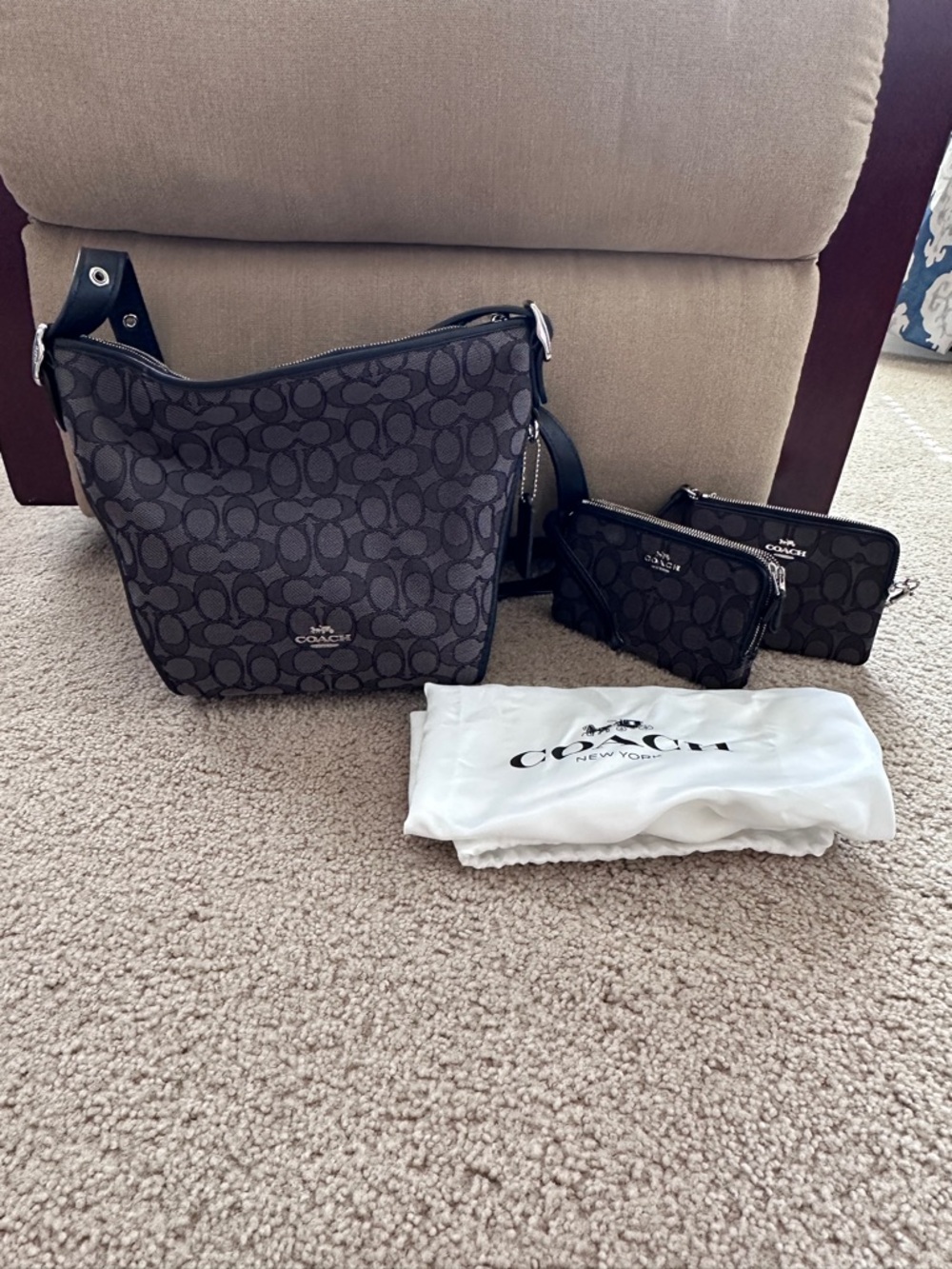 Coach Signature Logo Small Dufflette Crossbody Bag Plus Wallet And Clutch Set